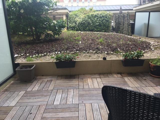 Studio Disneyland Paris 2 - Terrasse Биси Сен Жорж Екстериор снимка